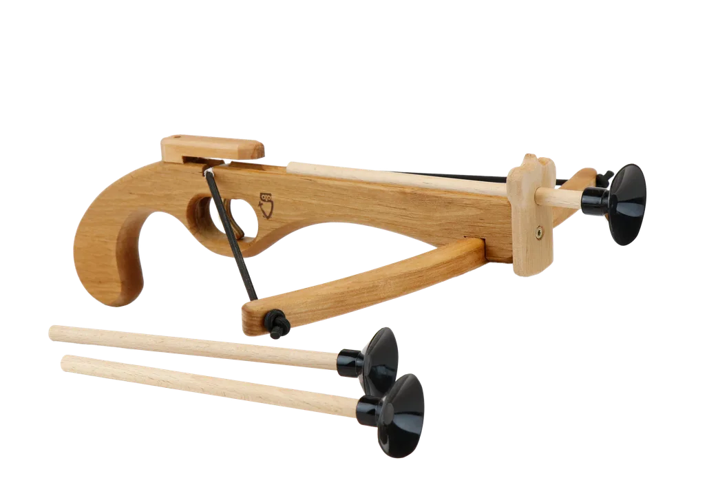 Kinder-Handarmbrust, Erlenholz, geölt, +3 Armbrustbolzen mit Saugnapf 1247 - Bild 1